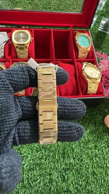 ✨ BestWin Watch – Gold + White | Waterproof | Aurix